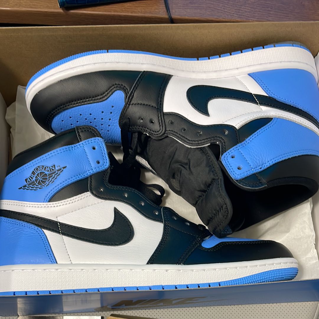 Nike Air Jordan 1 Retro High OG "University Blue/UNC Toe"