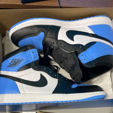 Nike Air Jordan 1 Retro High OG "University Blue/UNC Toe"