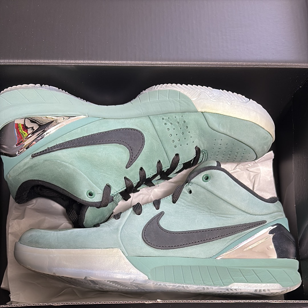 Nike Kobe 4 Protro "Girl Dad"