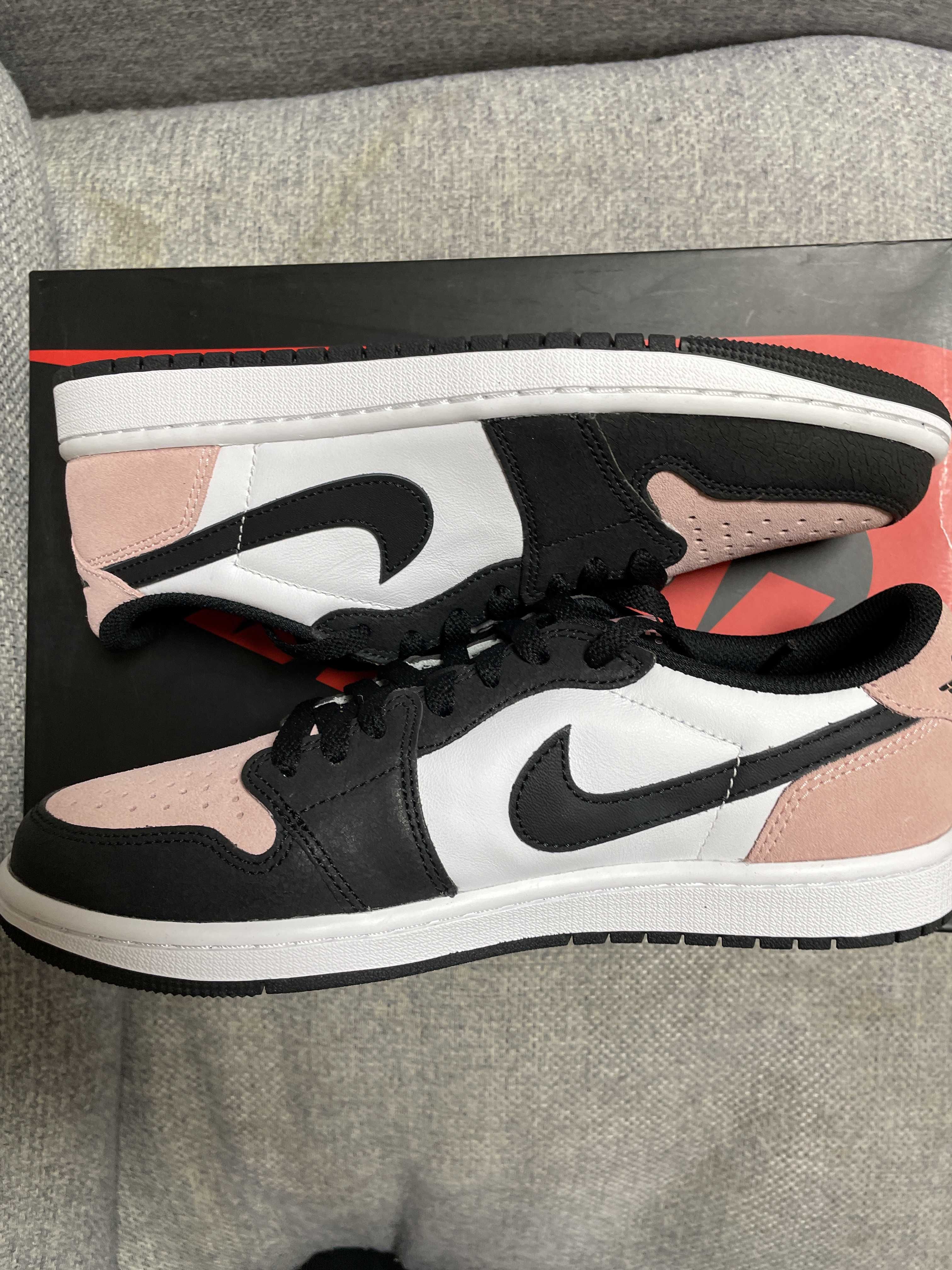 Nike Air Jordan 1 Low OG "Bleached Coral"