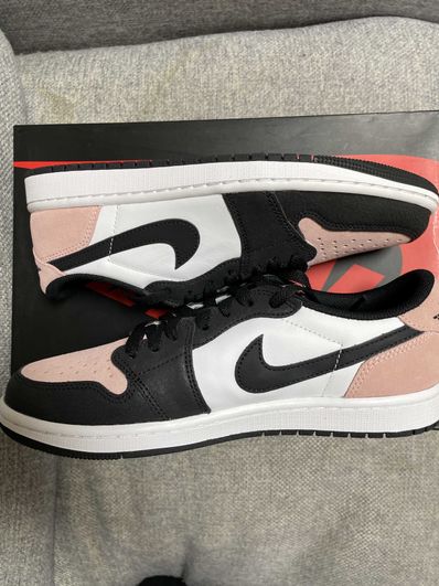 Nike Air Jordan 1 Low OG "Bleached Coral"