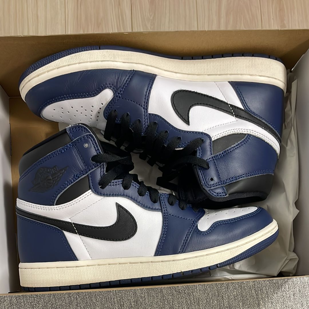 Nike Air Jordan 1 Retro High OG "Midnight Navy"