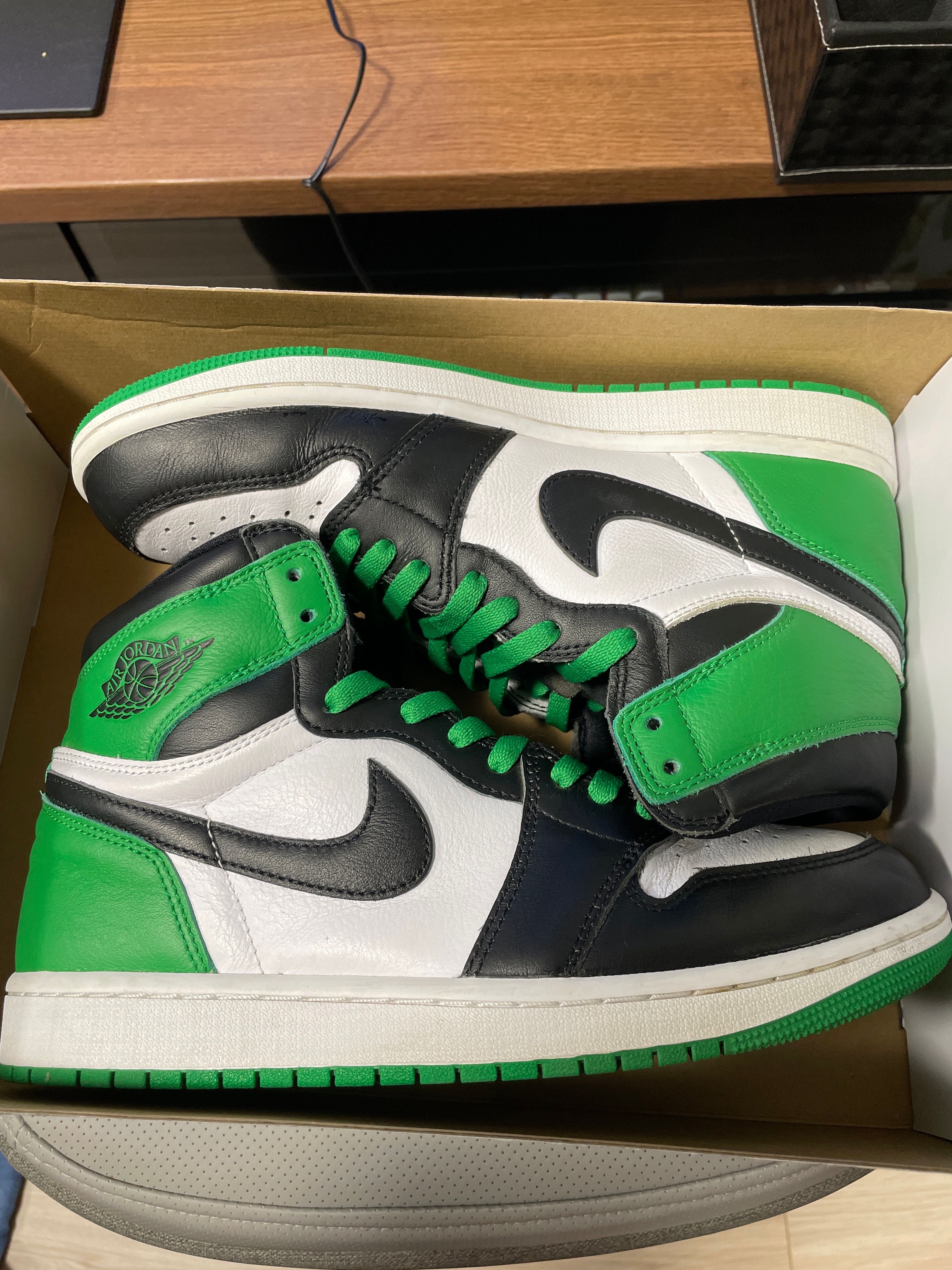 Nike Air Jordan 1 Retro High OG "Celtics/Black and Lucky Green" (2023)