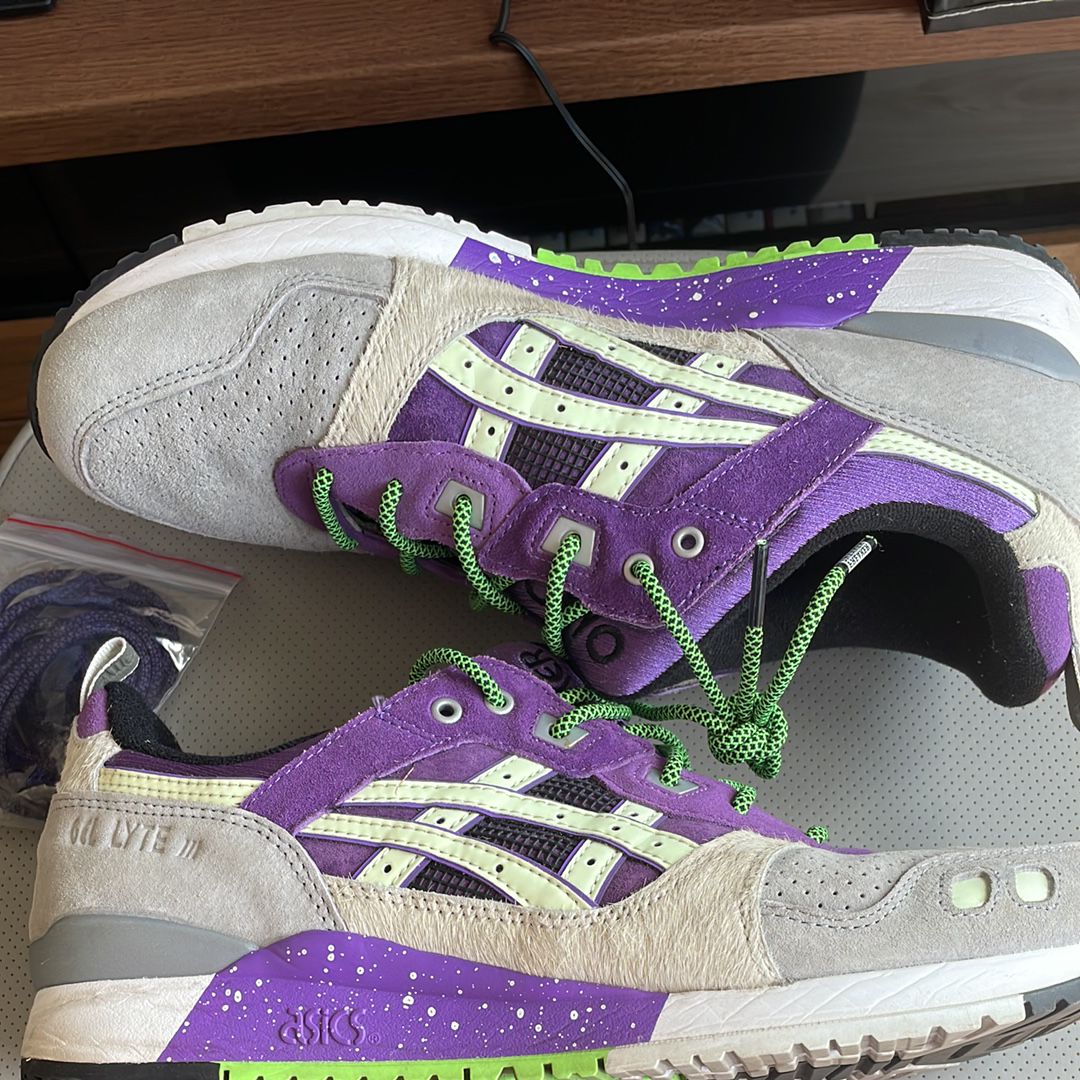 atmos × SNEAKER FREAKER × Asics GEL-LYTE III OG "Alley Cats"