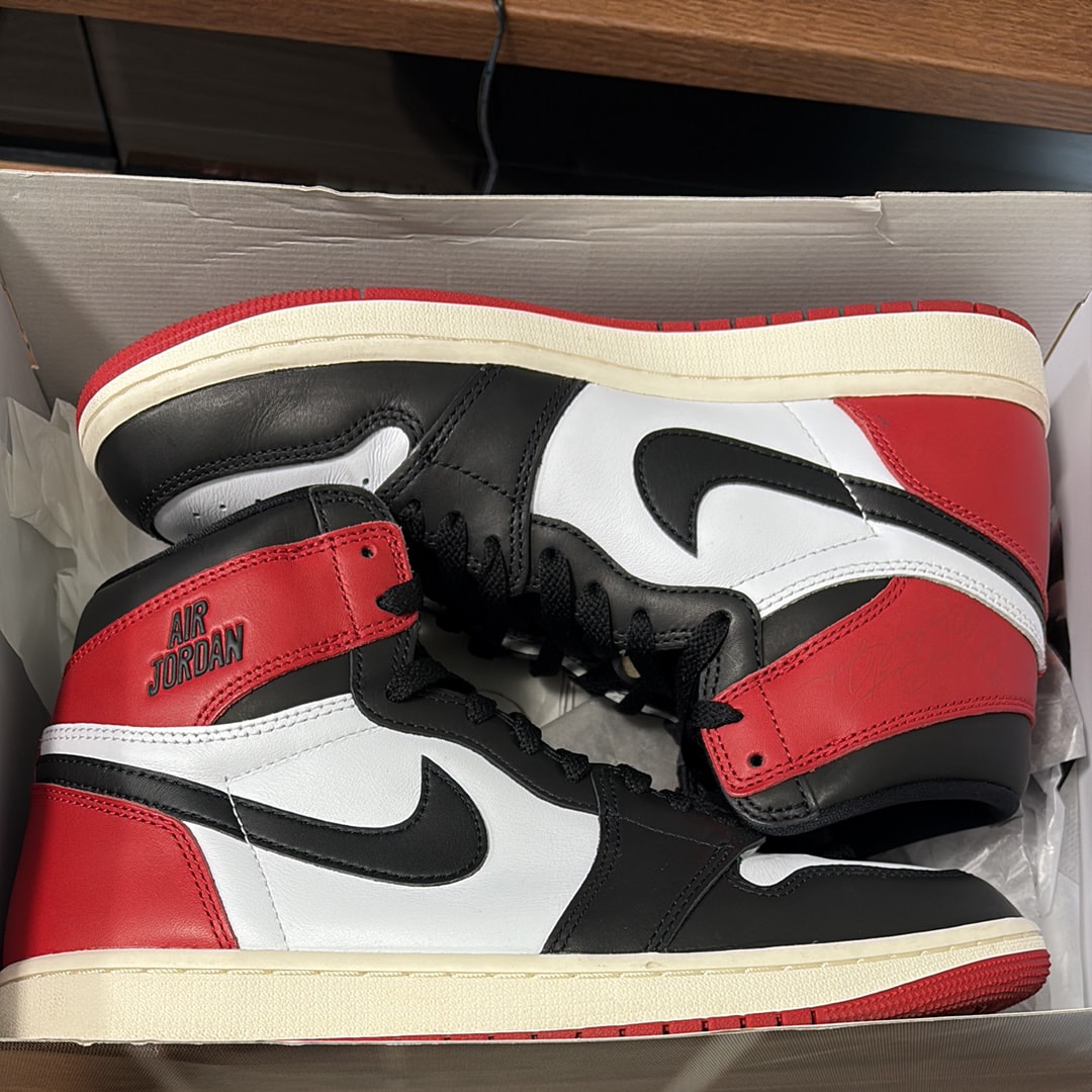 Nike Air Jordan 1 Retro High OG "Black Toe Reimagined"