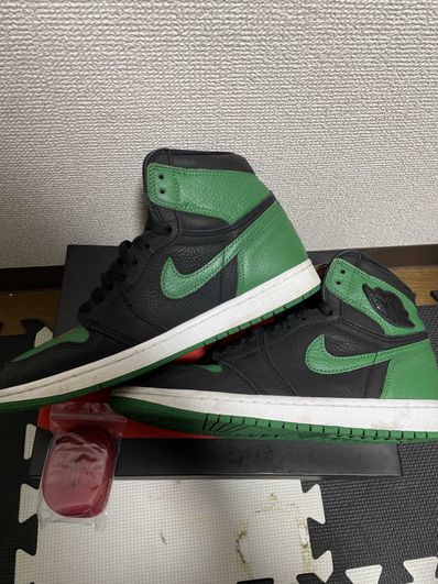 Nike Air Jordan 1 Retro High OG "Black/Pine Green" (2020)