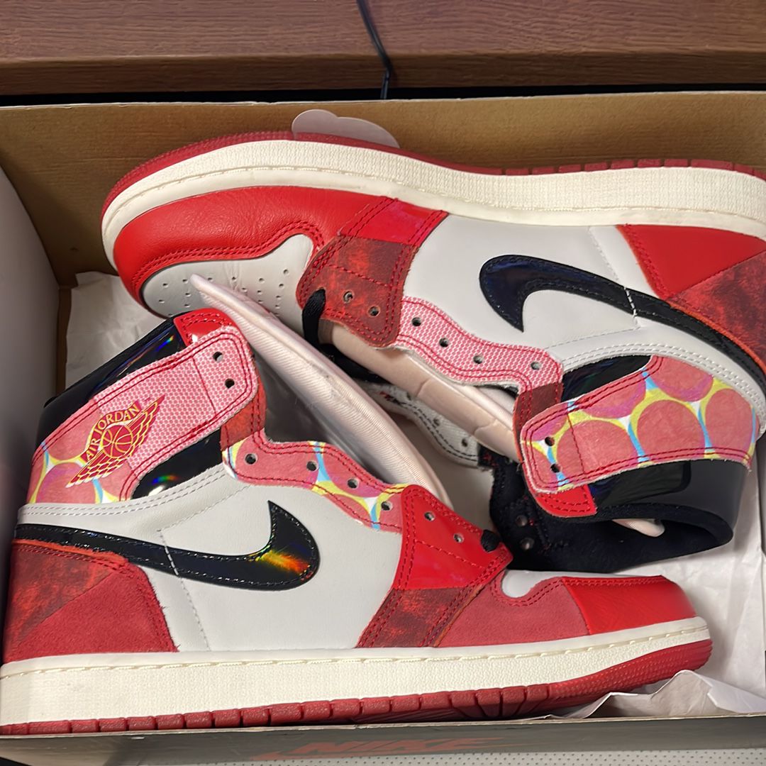 Spider-Man × Nike Air Jordan 1 Retro High OG SP "Spider-Man: Across the Spider-Verse/University Red"