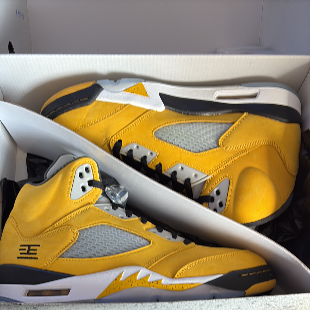 Nike Air Jordan 5 Retro "Tokyo 23" (2025)