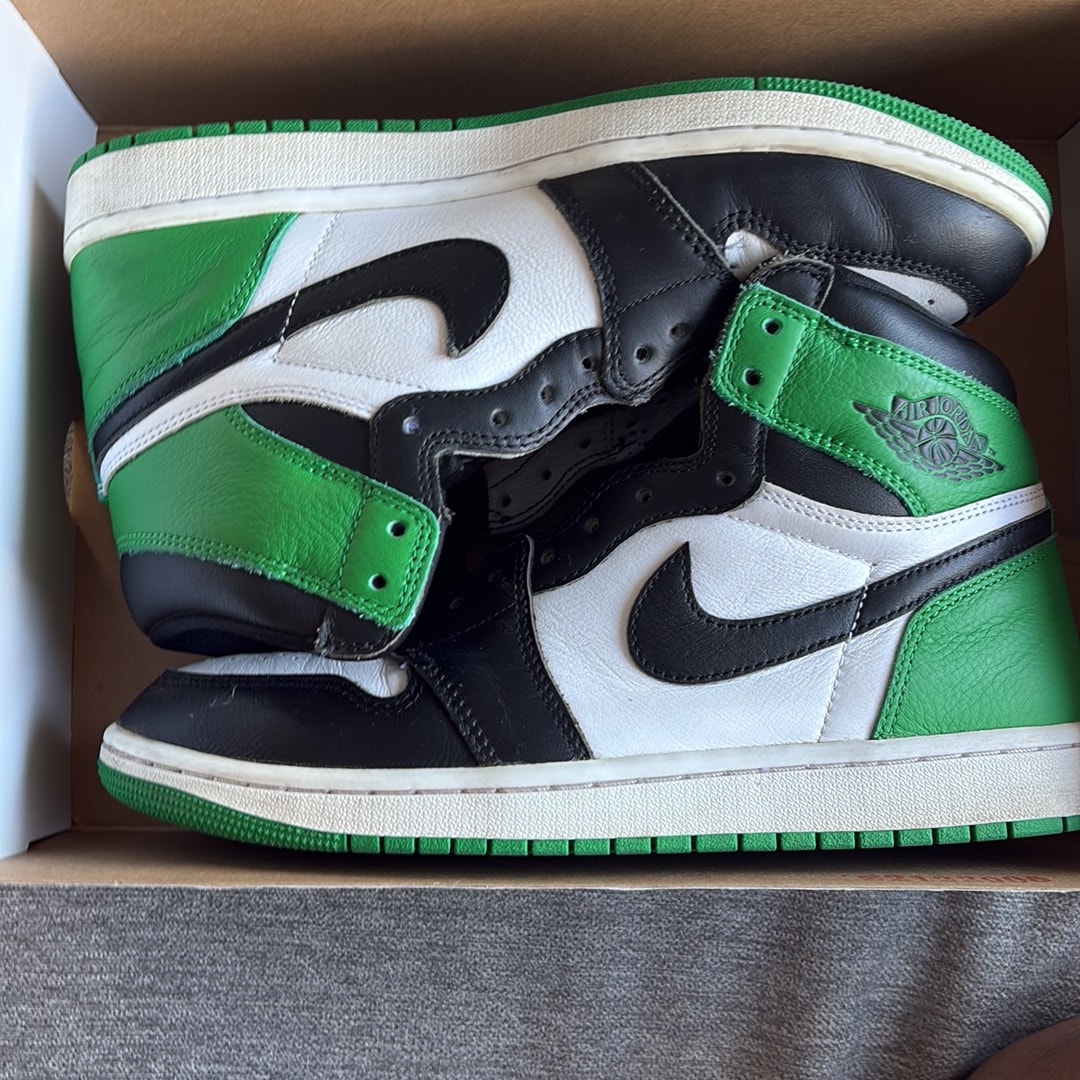 Nike Air Jordan 1 Retro High OG "Celtics/Black and Lucky Green" (2023)