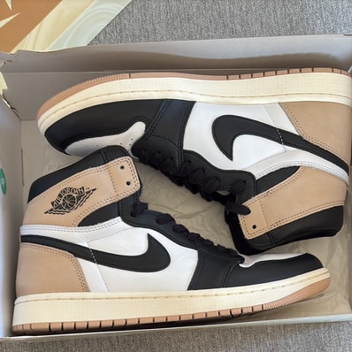 Nike Women's Air Jordan 1 Retro High OG "Latte"