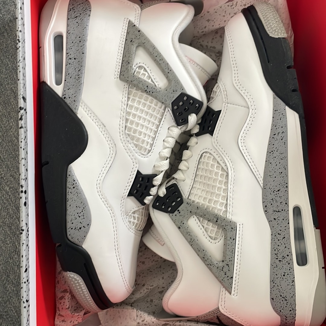 Nike Air Jordan 4 Retro "White/Cement" (2025)
