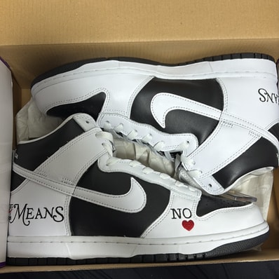 Supreme × Nike SB Dunk High By Any Means "White Black"