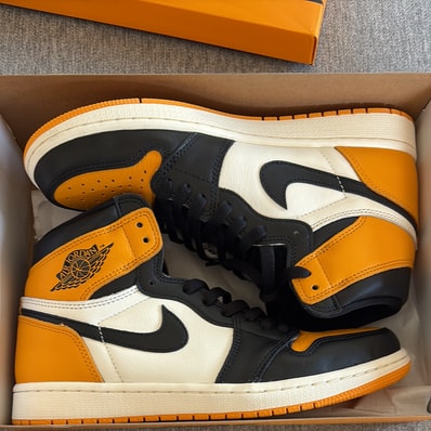 Nike Air Jordan 1 Retro High OG "Taxi"