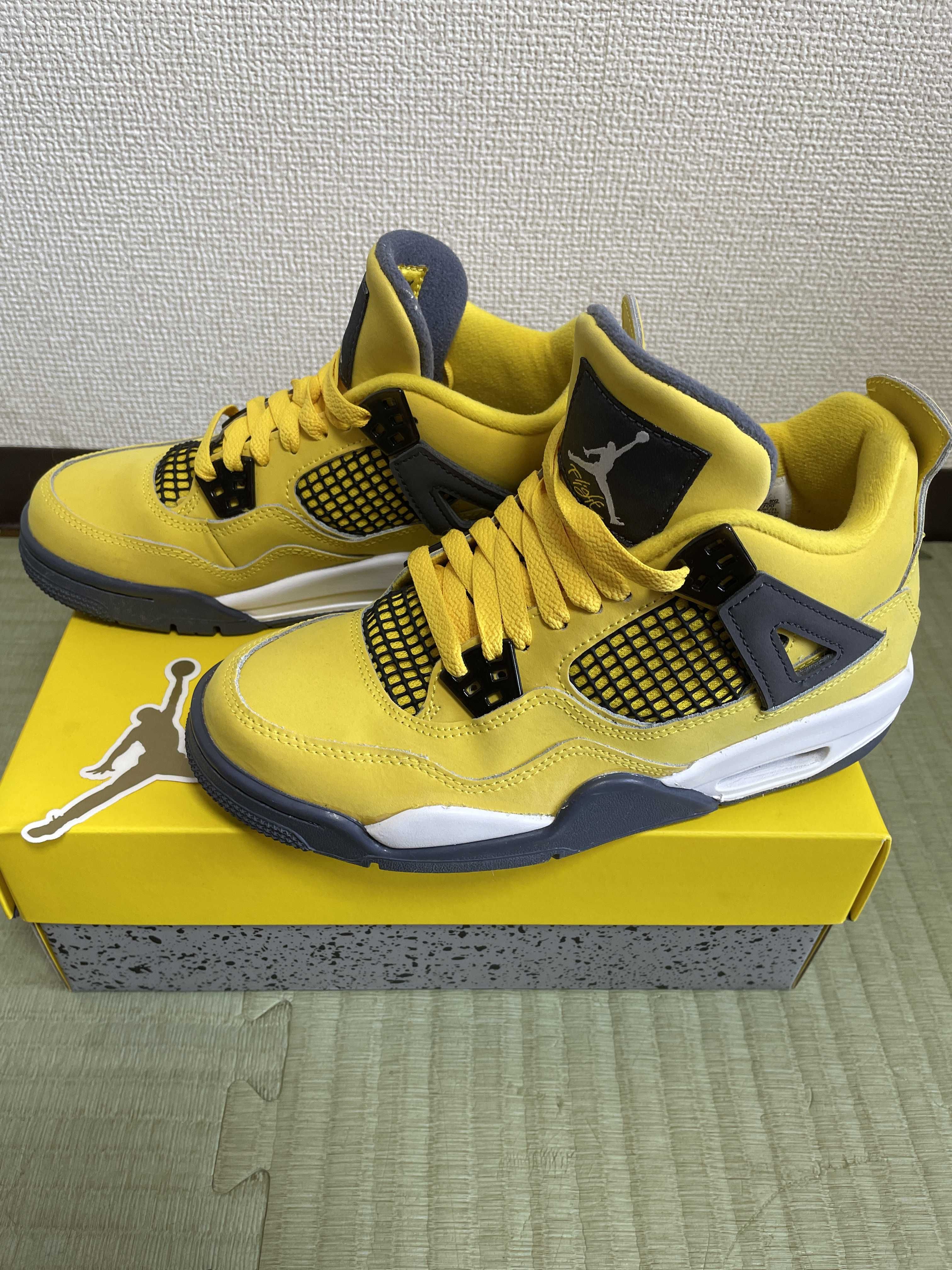 NIKE GS AIR JORDAN 4 "TOUR YELLOW"
