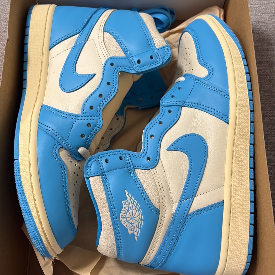 Nike Air Jordan 1 Retro High OG "UNC Reimagined"