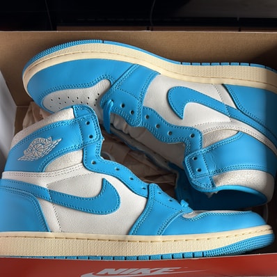 Nike Air Jordan 1 Retro High OG "UNC Reimagined"