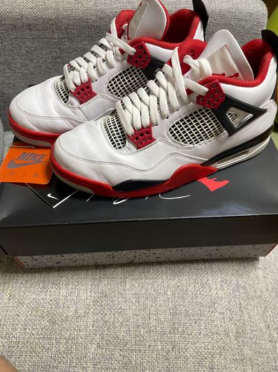 Nike Air Jordan 4 Retro OG "Fire Red" (2020)