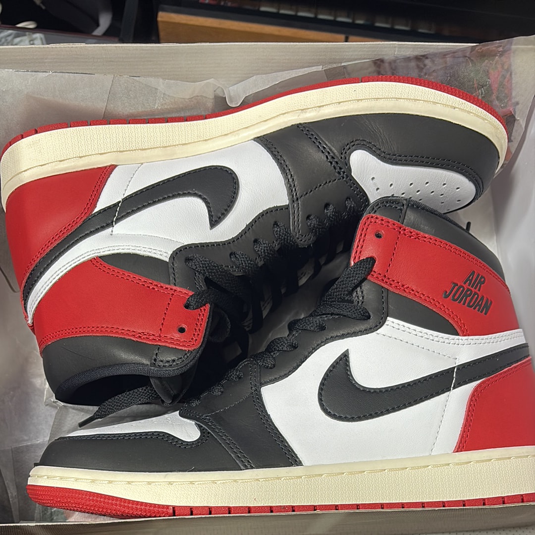 Nike Air Jordan 1 Retro High OG "Black Toe Reimagined"