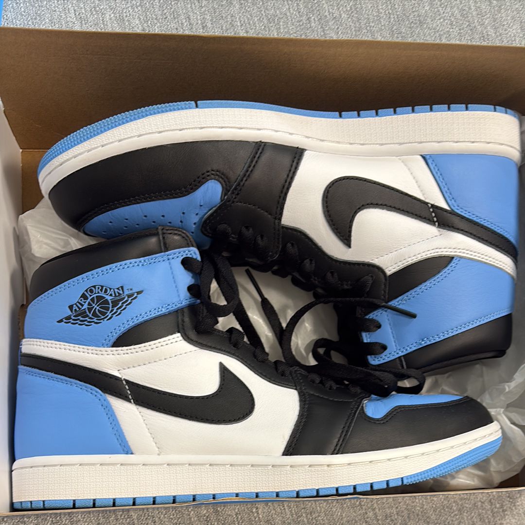 Nike Air Jordan 1 Retro High OG "University Blue/UNC Toe"
