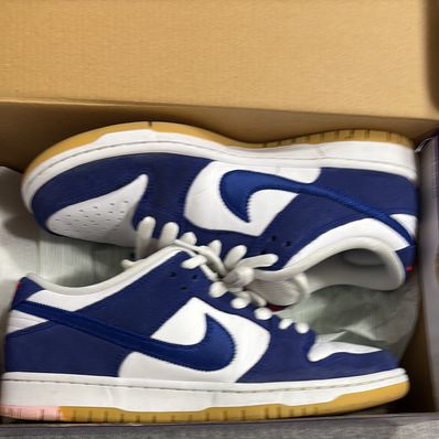 Nike SB Dunk Low "Los Angeles Dodgers/Deep Royal Blue"
