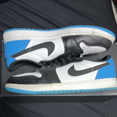 Nike Air Jordan 1 Low OG "Black and Dark Powder Blue/UNC"