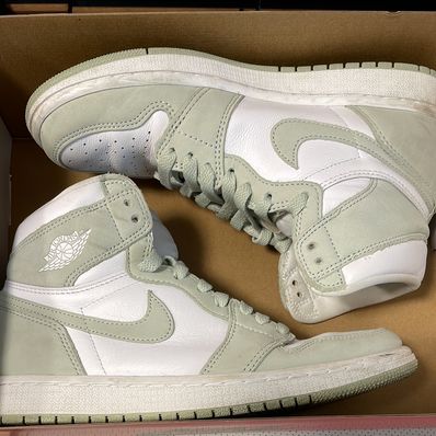 Nike Women's Air Jordan 1 High OG "Seafoam"