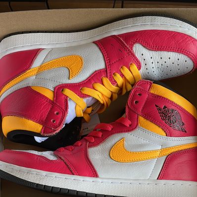 Nike Air Jordan 1 High OG "Light Fusion Red"