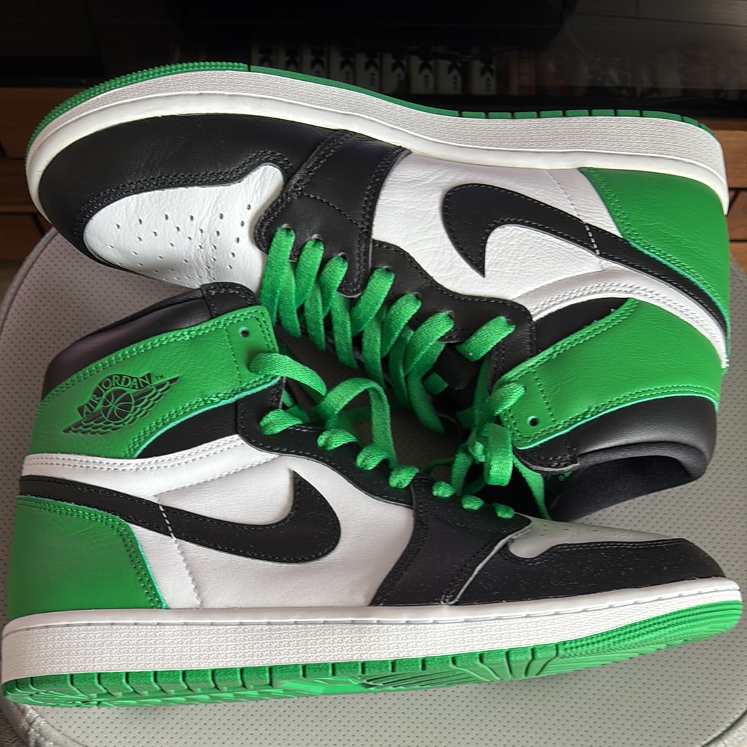 Nike Air Jordan 1 Retro High OG "Celtics/Black and Lucky Green" (2023)
