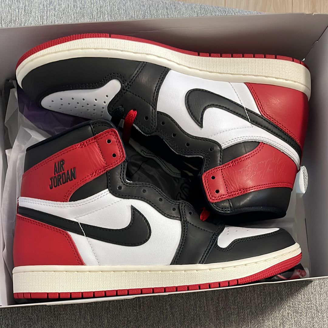 Nike Air Jordan 1 Retro High OG "Black Toe Reimagined"