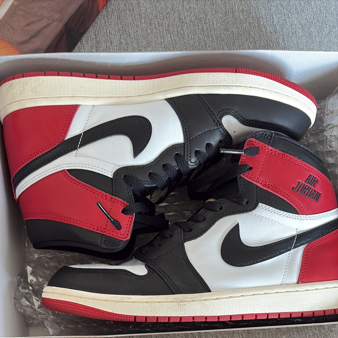 Nike Air Jordan 1 Retro High OG "Black Toe Reimagined"