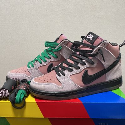 KCDC Brooklyn Skateshop × Nike SB Dunk High "Pink/Black"