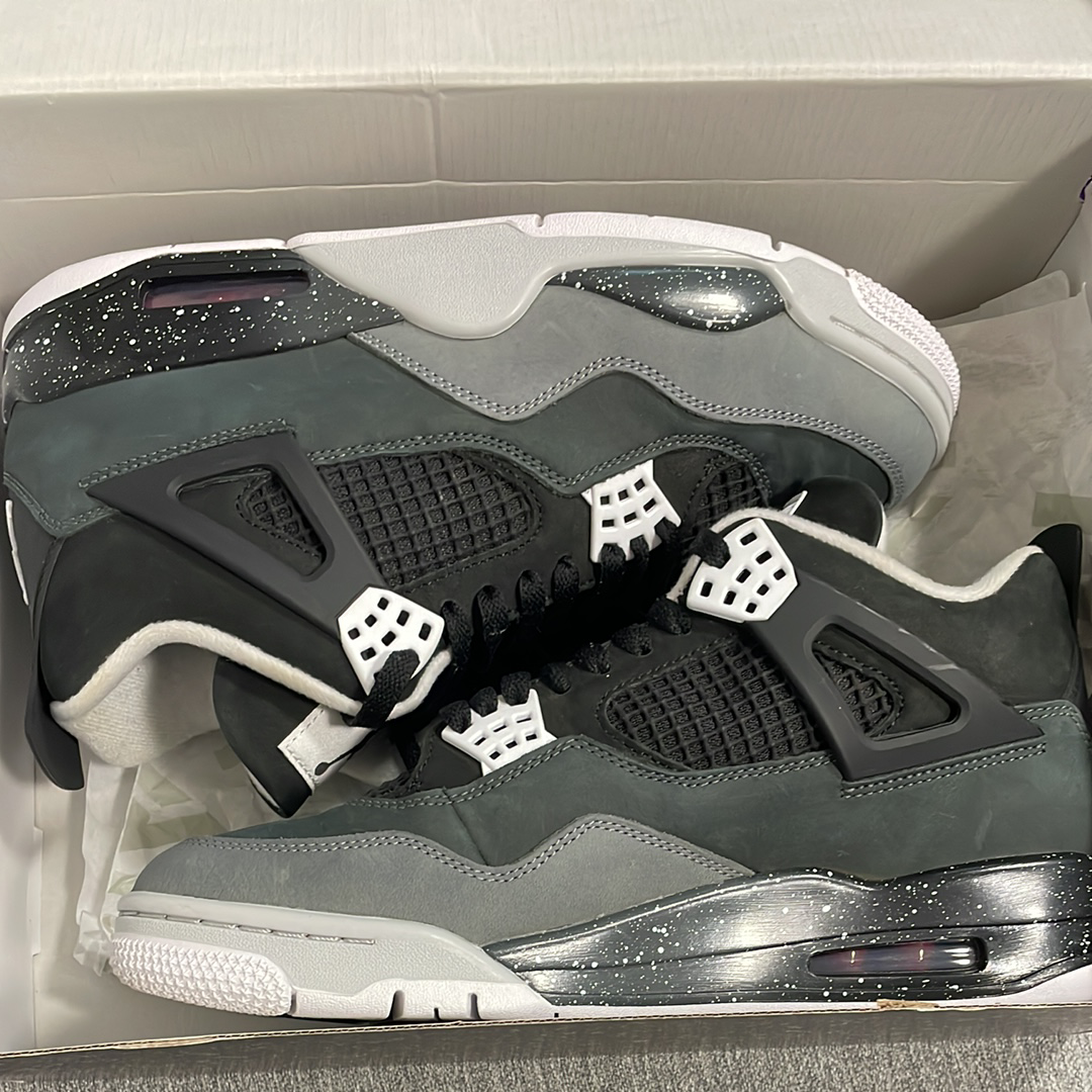 Nike Air Jordan 4 Retro "Fear"