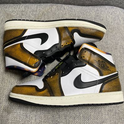 Nike Air Jordan 1 Mid "Wear Away"