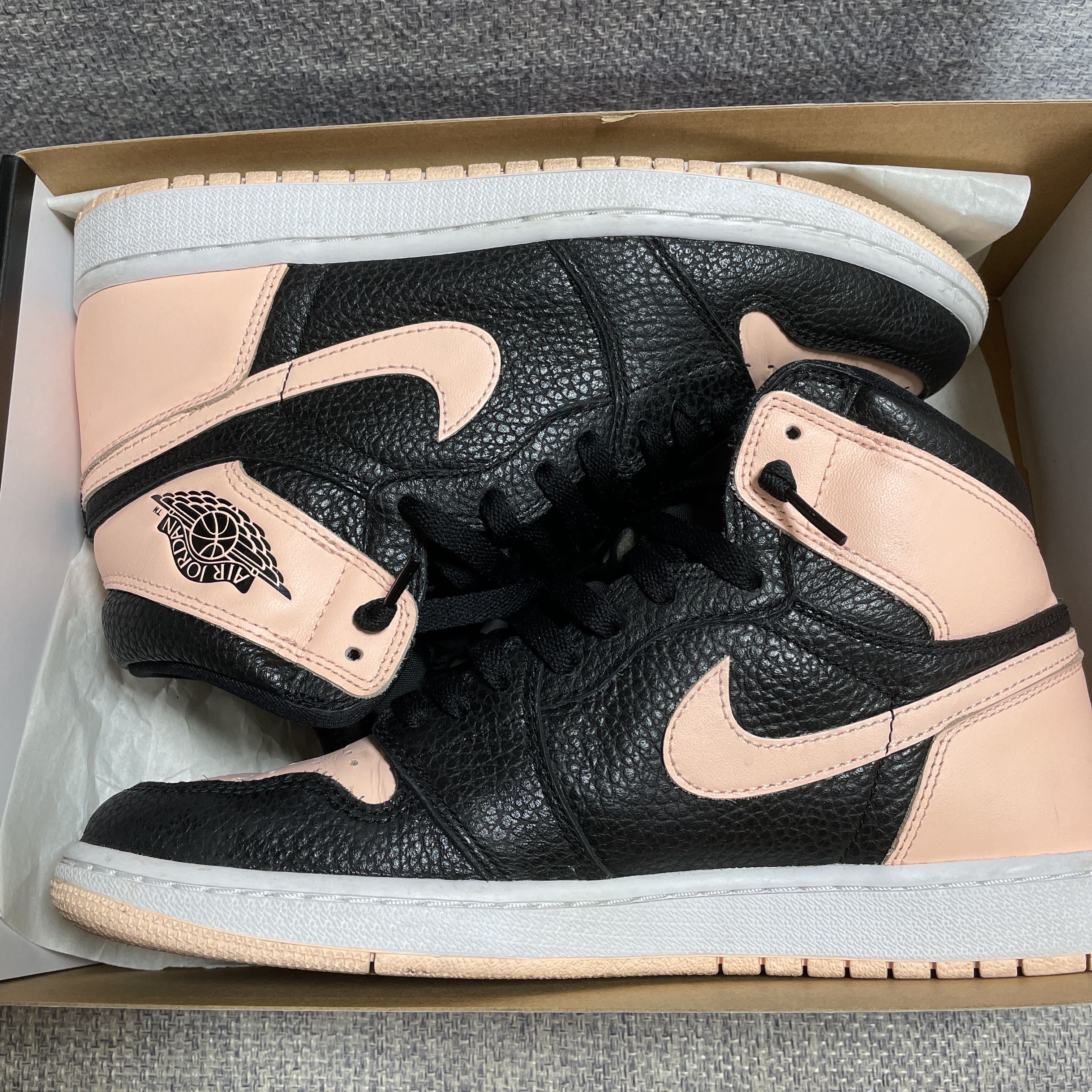Nike Air Jordan 1 Retro High OG "Crimson Tint"