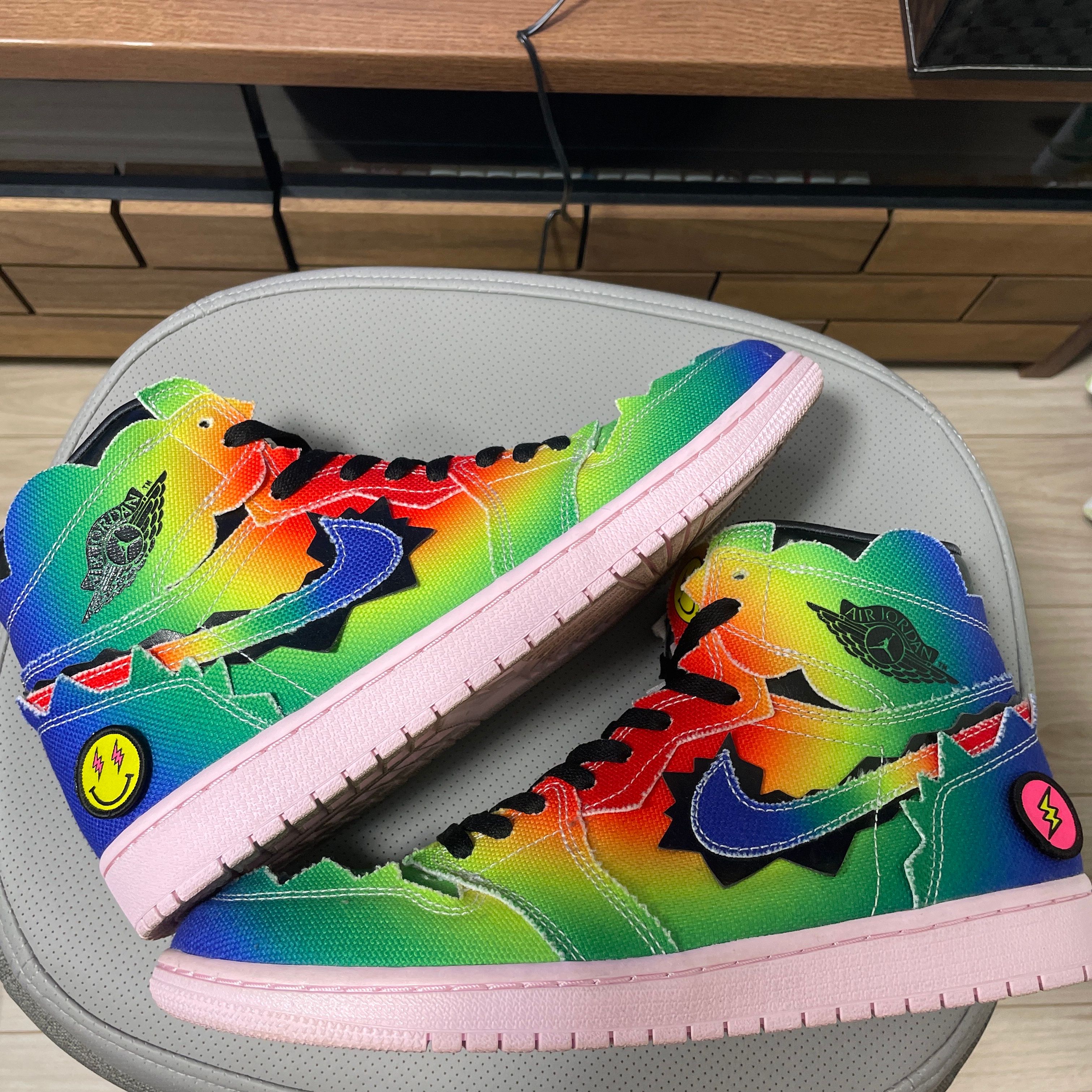 J Balvin × Nike Air Jordan 1 High OG "Rainbow"