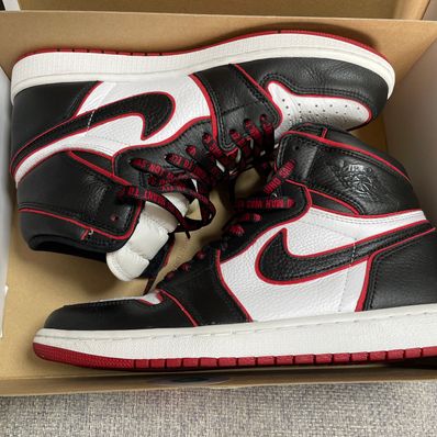 Nike Air Jordan 1 Retro High OG "Blood Line"