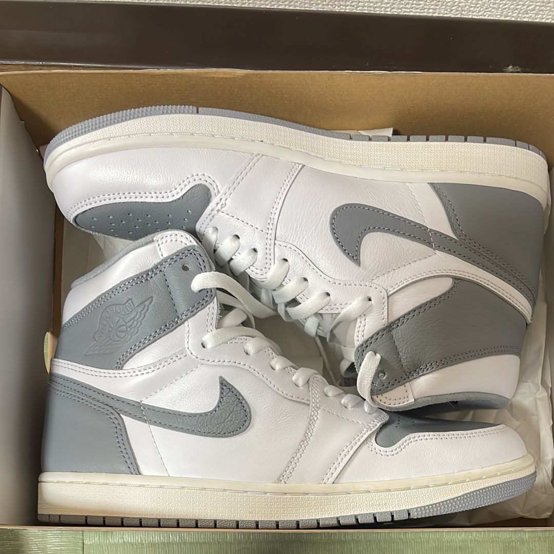 Nike Air Jordan 1 High OG "Stealth"