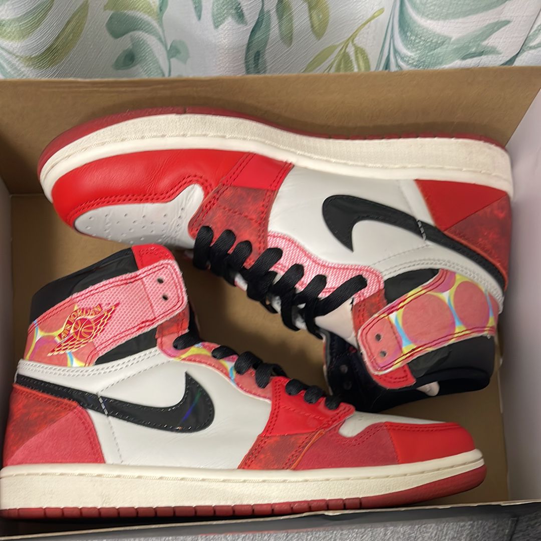 Spider-Man × Nike Air Jordan 1 Retro High OG SP "Spider-Man: Across the Spider-Verse/University Red"