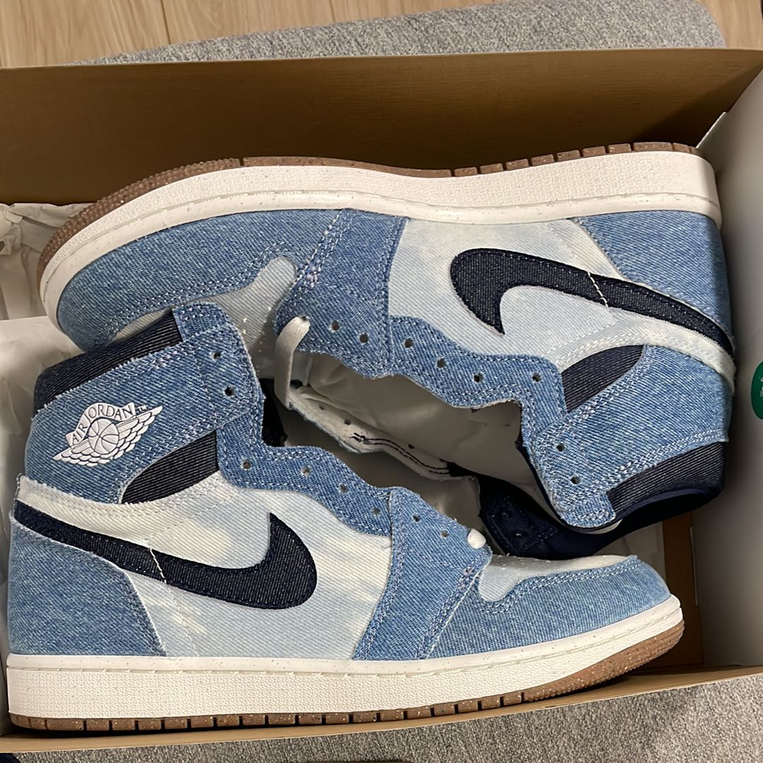Nike Air Jordan 1 Retro High OG "Denim"