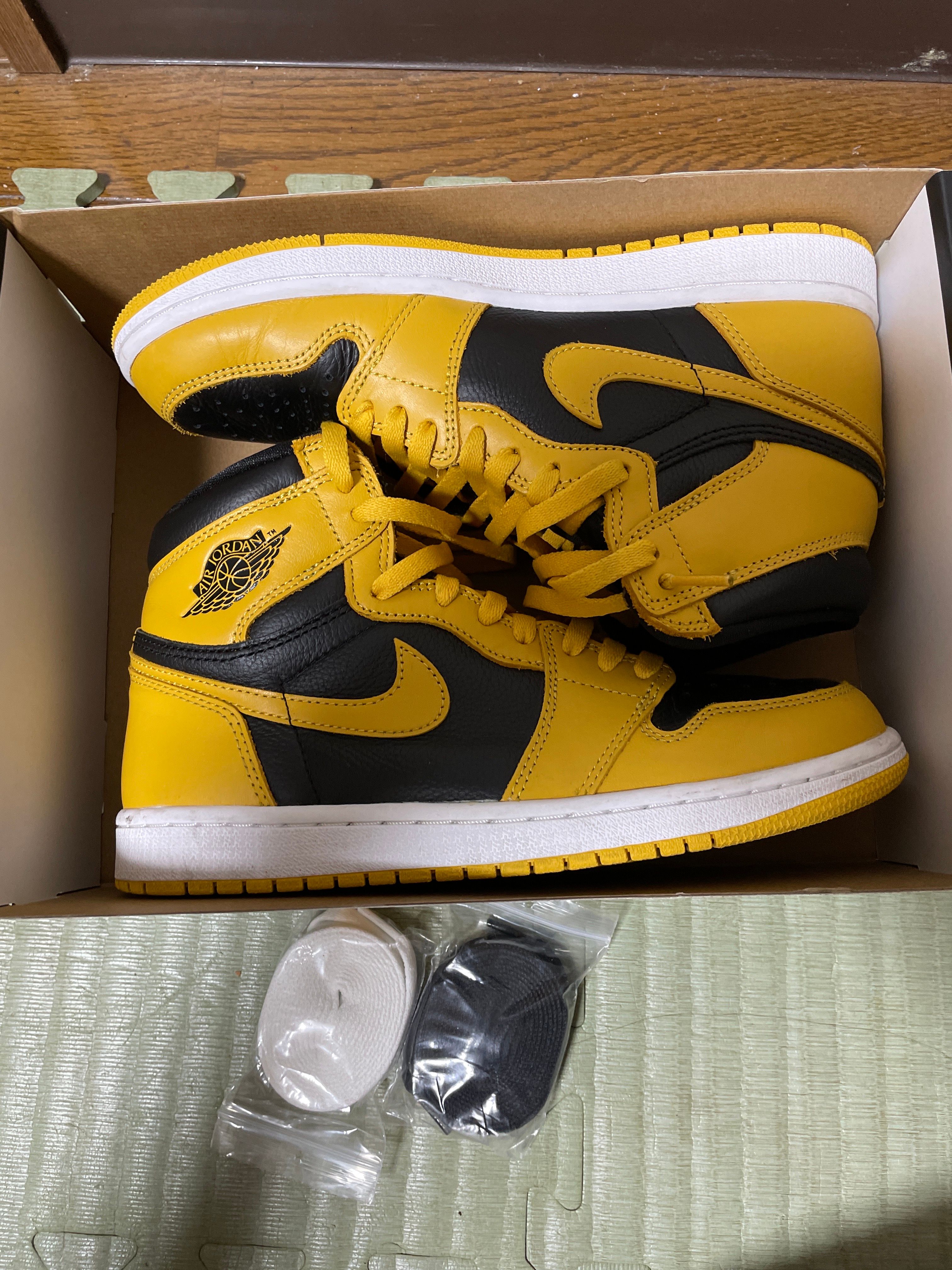 Nike Air Jordan 1 High OG "Pollen" 