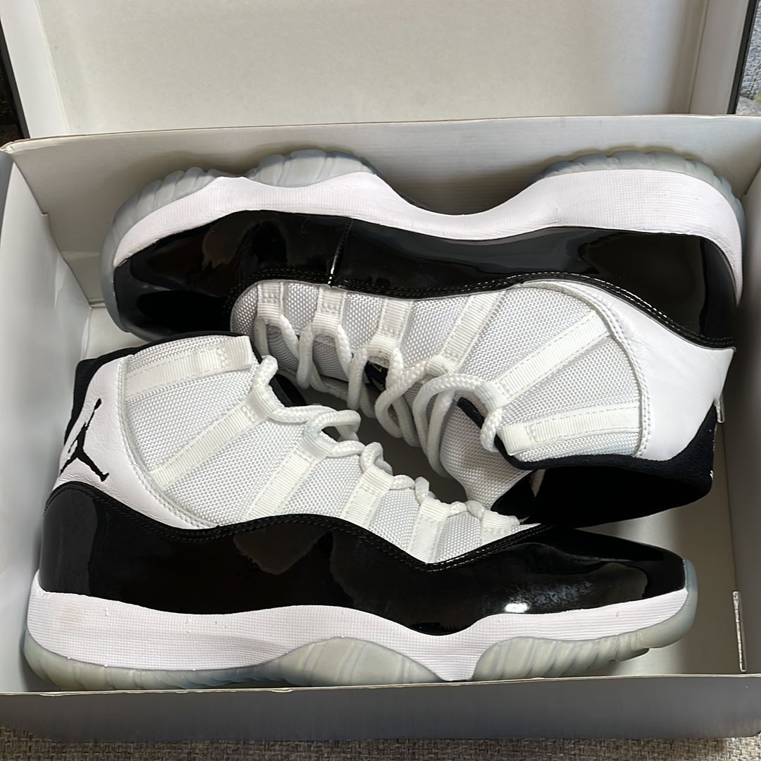 Nike Air Jordan 11 Retro "Concord" (2018)