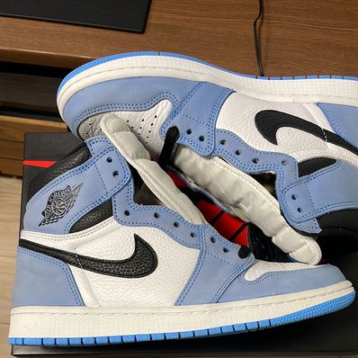 Nike Air Jordan 1 High OG "University Blue"