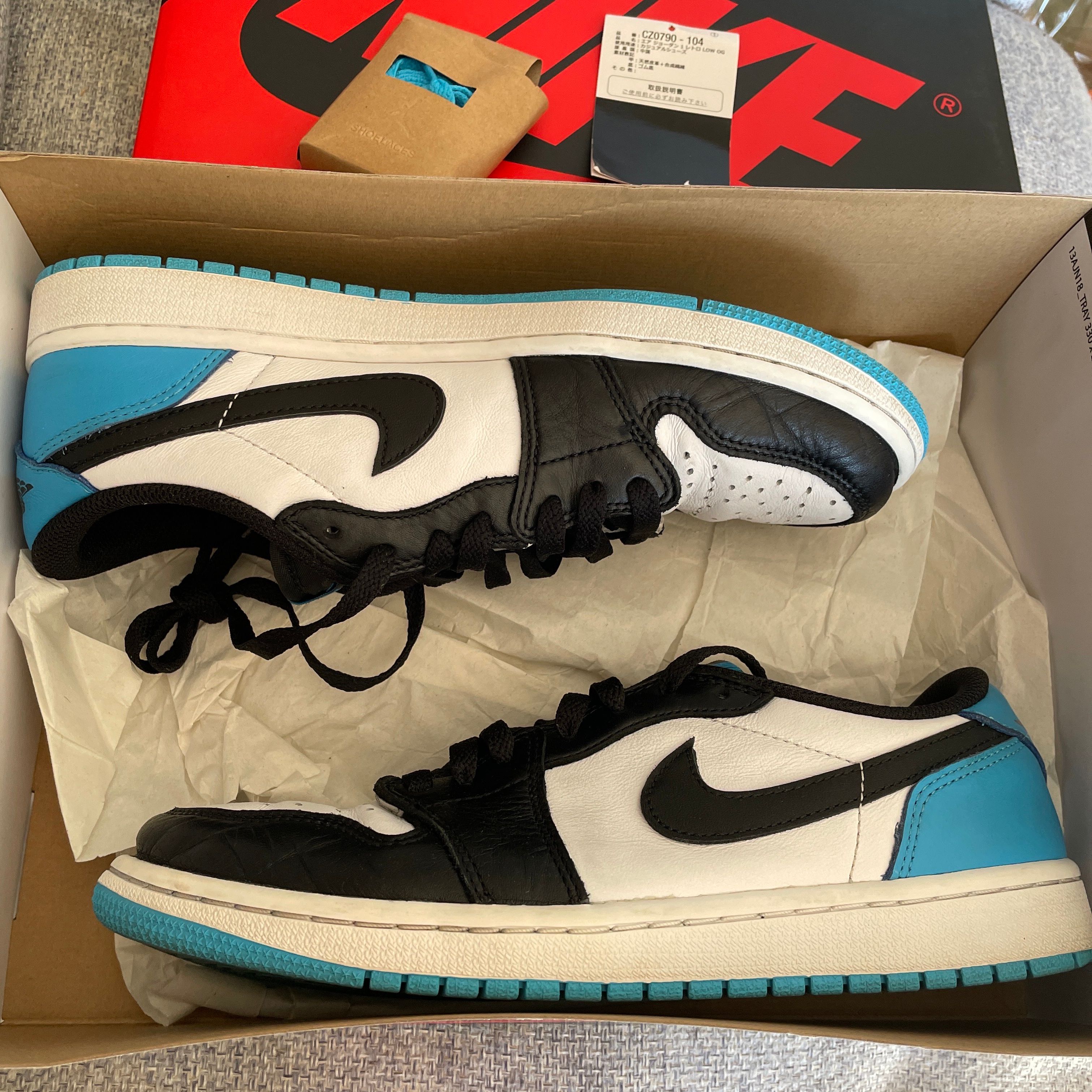 Nike Air Jordan 1 Low OG "Black and Dark Powder Blue/UNC"
