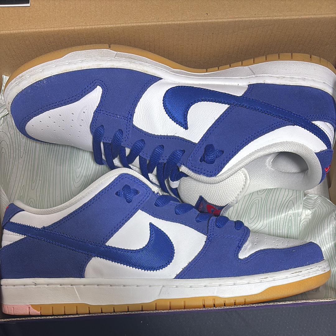 Nike SB Dunk Low "Los Angeles Dodgers/Deep Royal Blue"