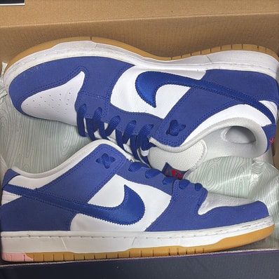 Nike SB Dunk Low "Los Angeles Dodgers/Deep Royal Blue"