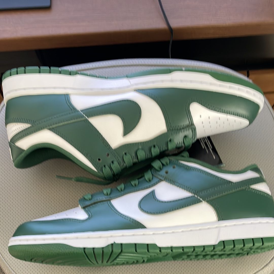 Nike Dunk Low Retro "Varsity Green/Team Green"