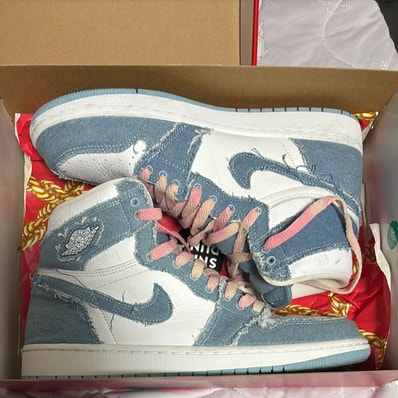 Nike Women's Air Jordan 1 High OG "Denim"