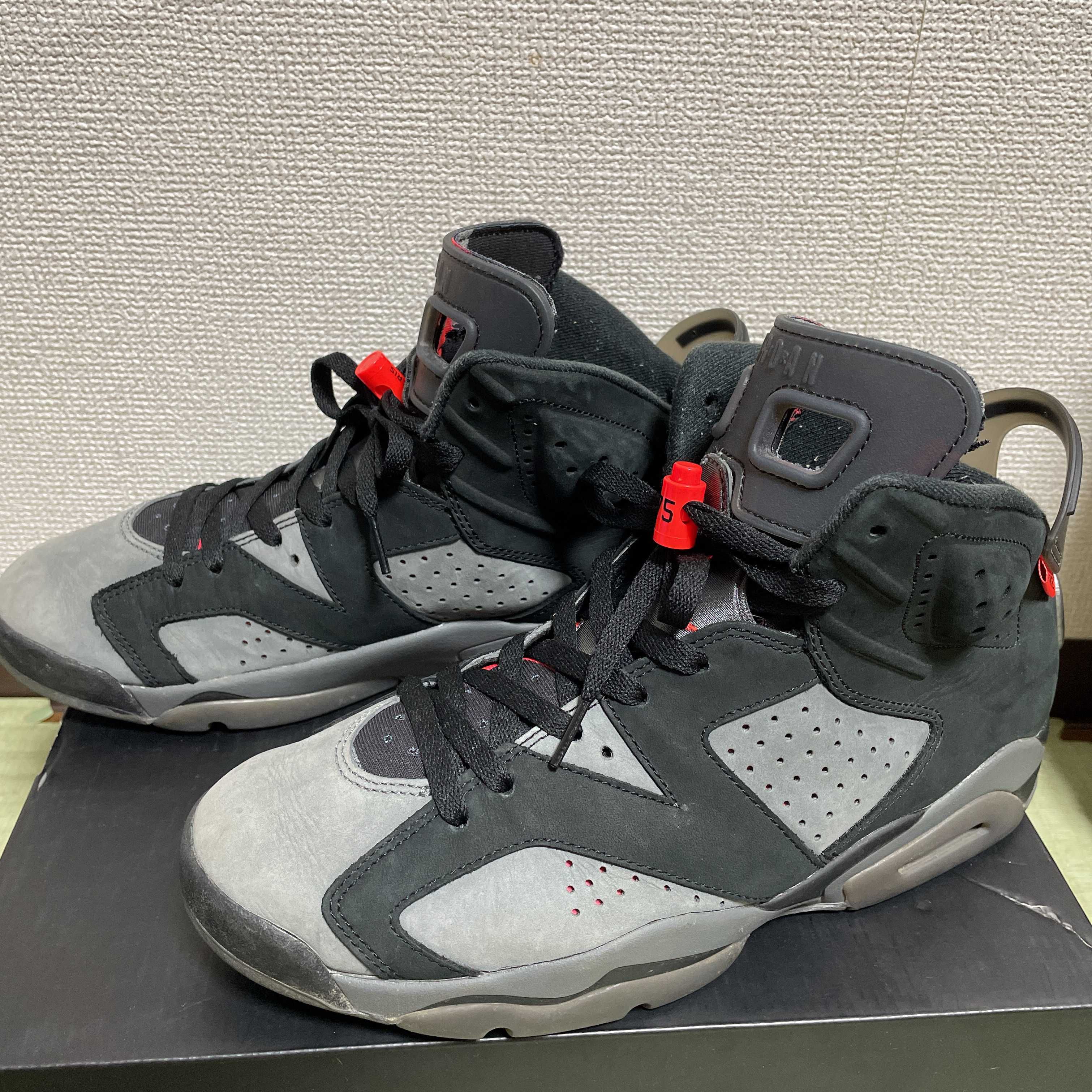 NIKE × PARIS SAINT GERMAIN AIR JORDAN 6 RETRO INFRARED