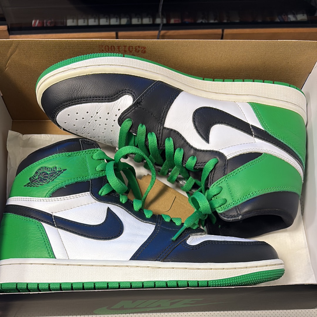 Nike Air Jordan 1 Retro High OG "Celtics/Black and Lucky Green" (2023)