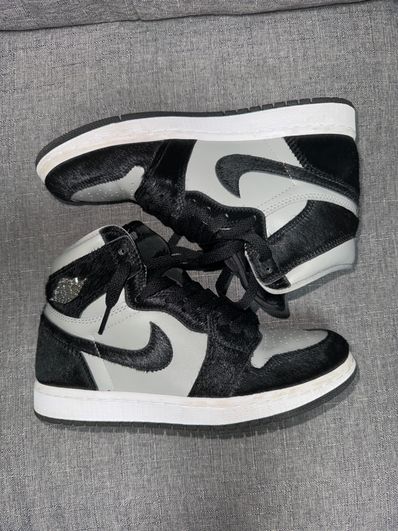 Nike Women's Air Jordan 1 Retro High OG "Medium Grey"